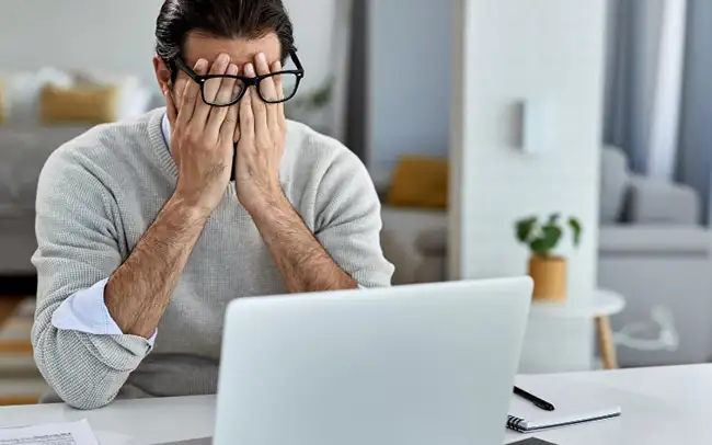 Sorotears, colírio, olho seco, afeta a produtividade.